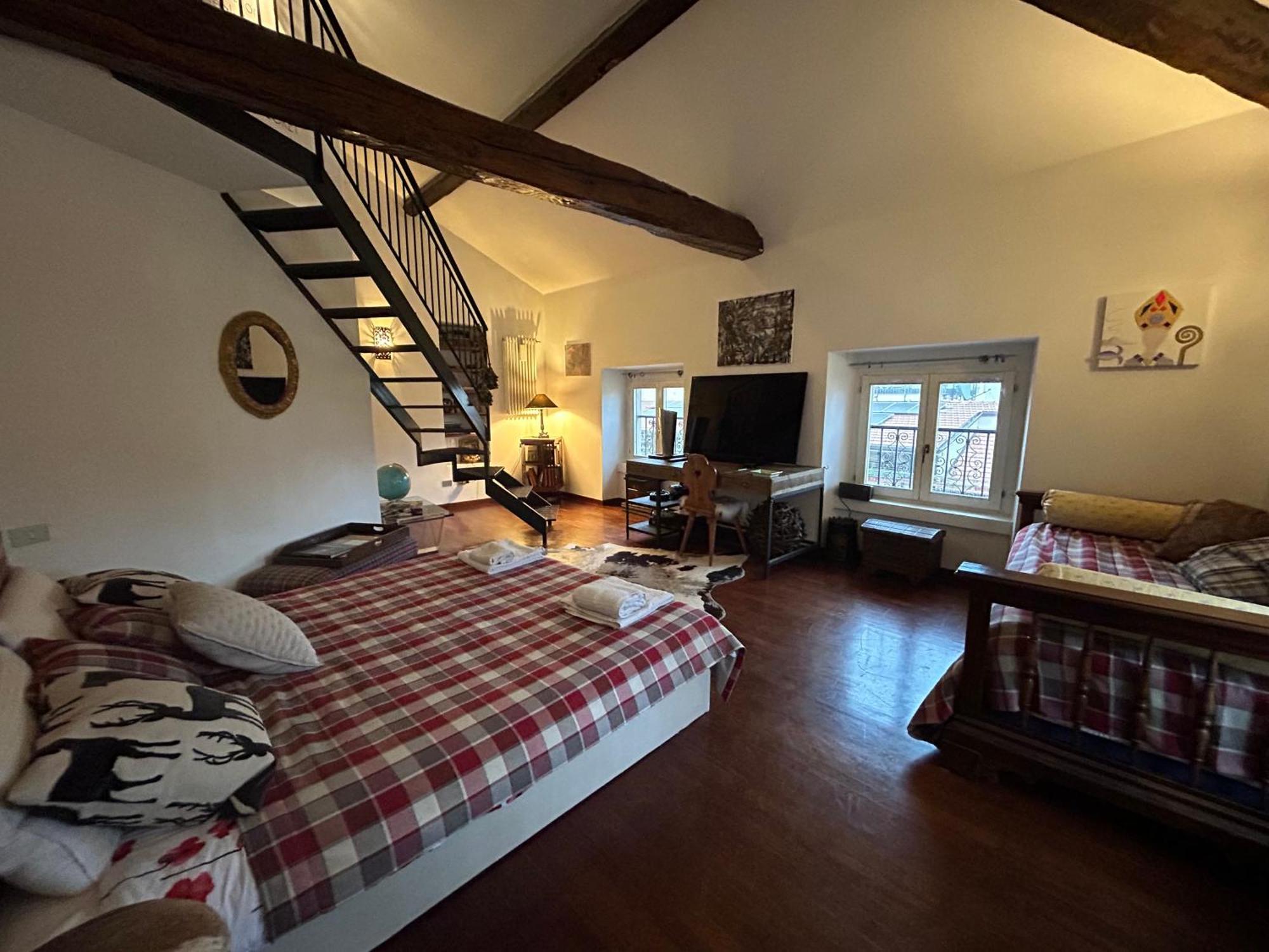 Casa Tiare, Artsy Zona Brera Moscova Apartment Mailand